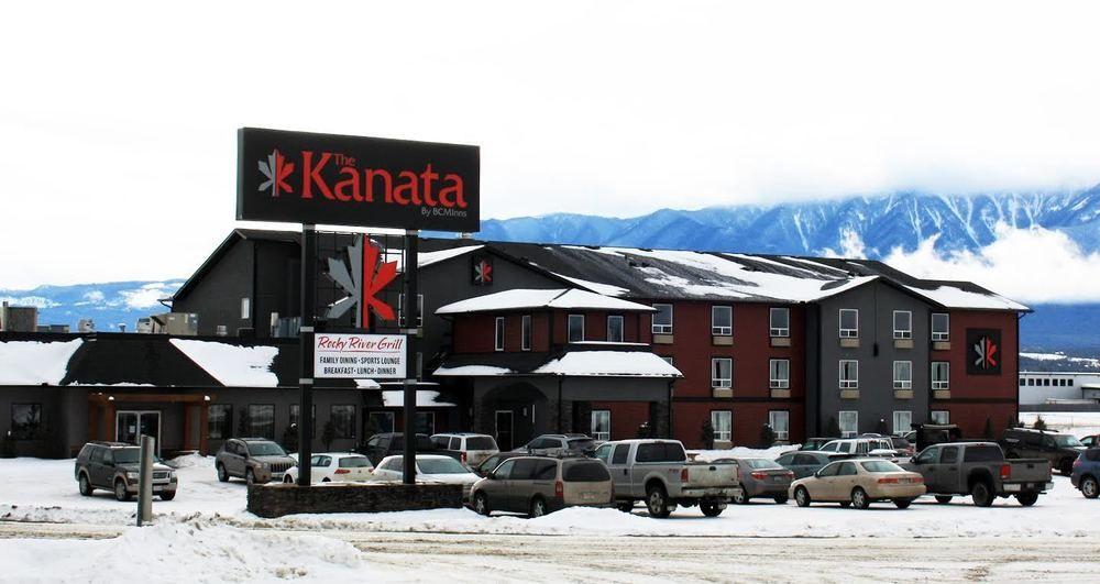 The Kanata Inns Invermere Exterior foto